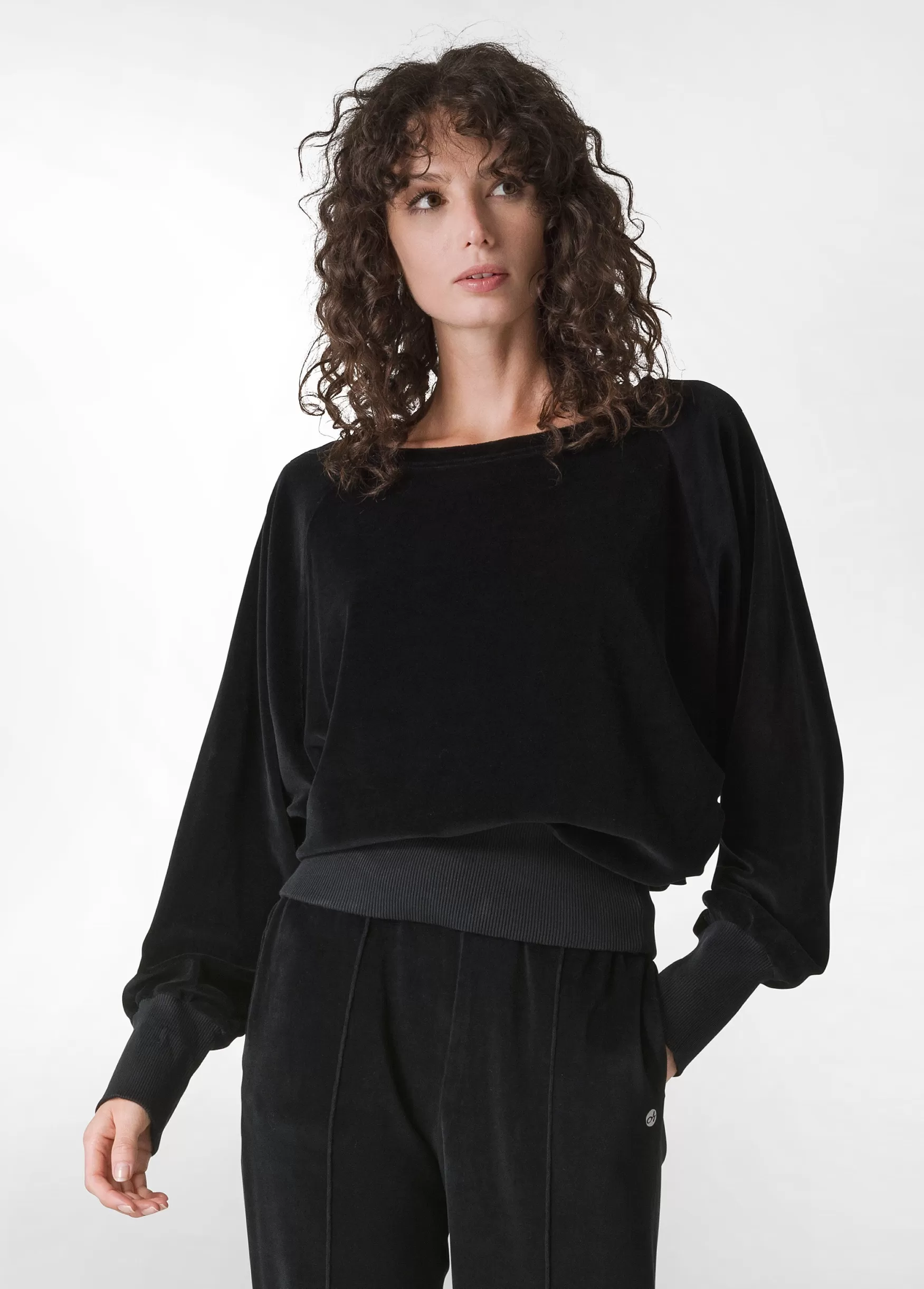 New DEHA Chenille Lounge Sweatshirt Black