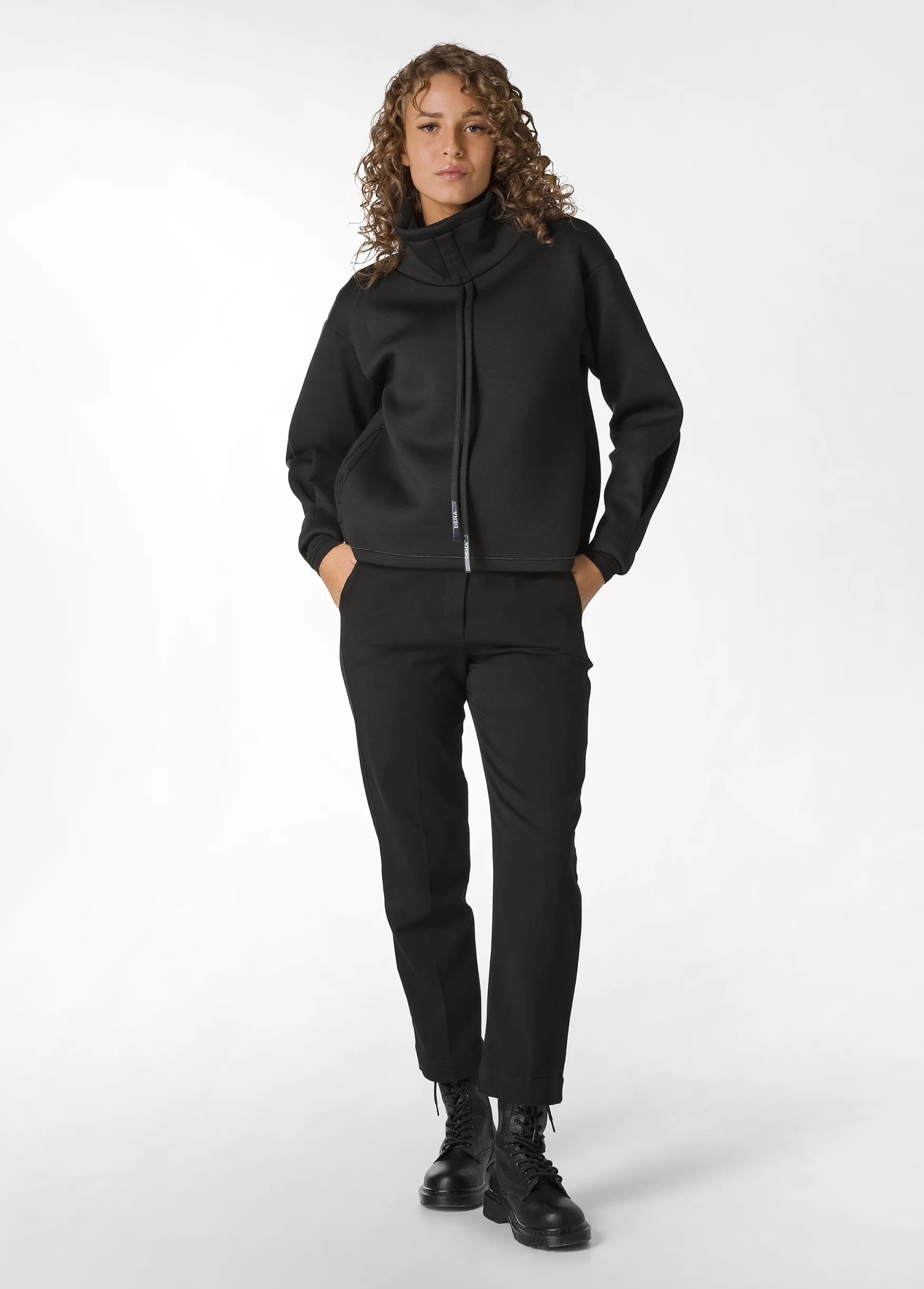 New DEHA Gabardine Straight Pants Black