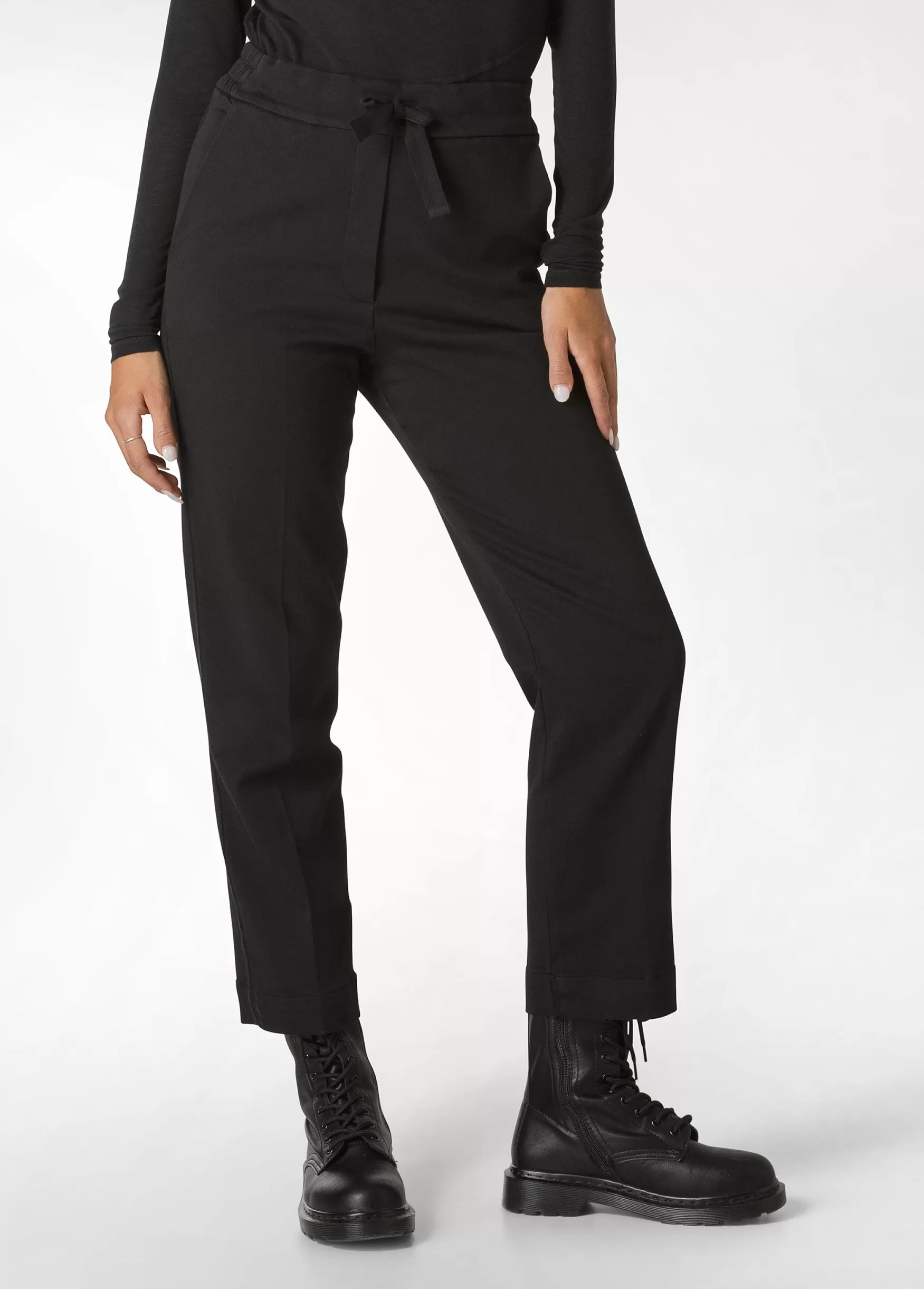 New DEHA Gabardine Straight Pants Black