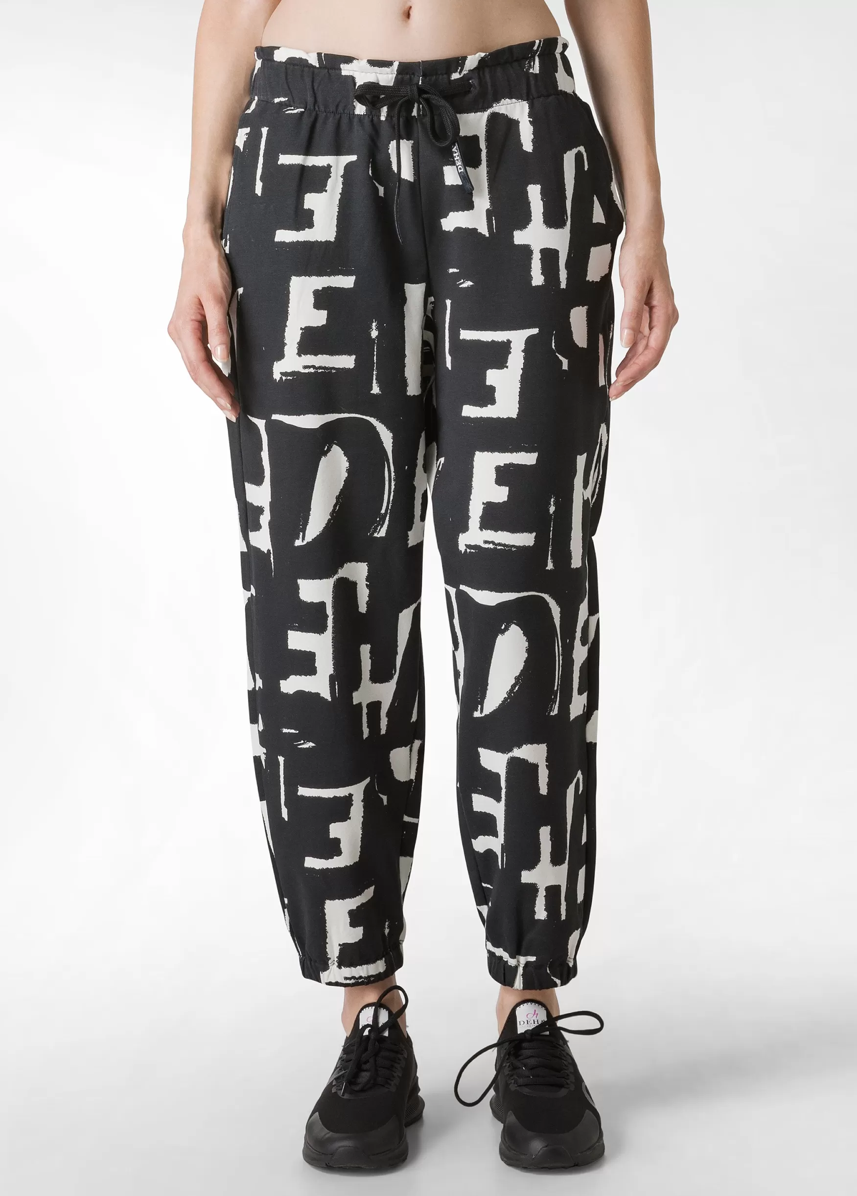 Hot DEHA Lettering Balloon Pants White Milk White
