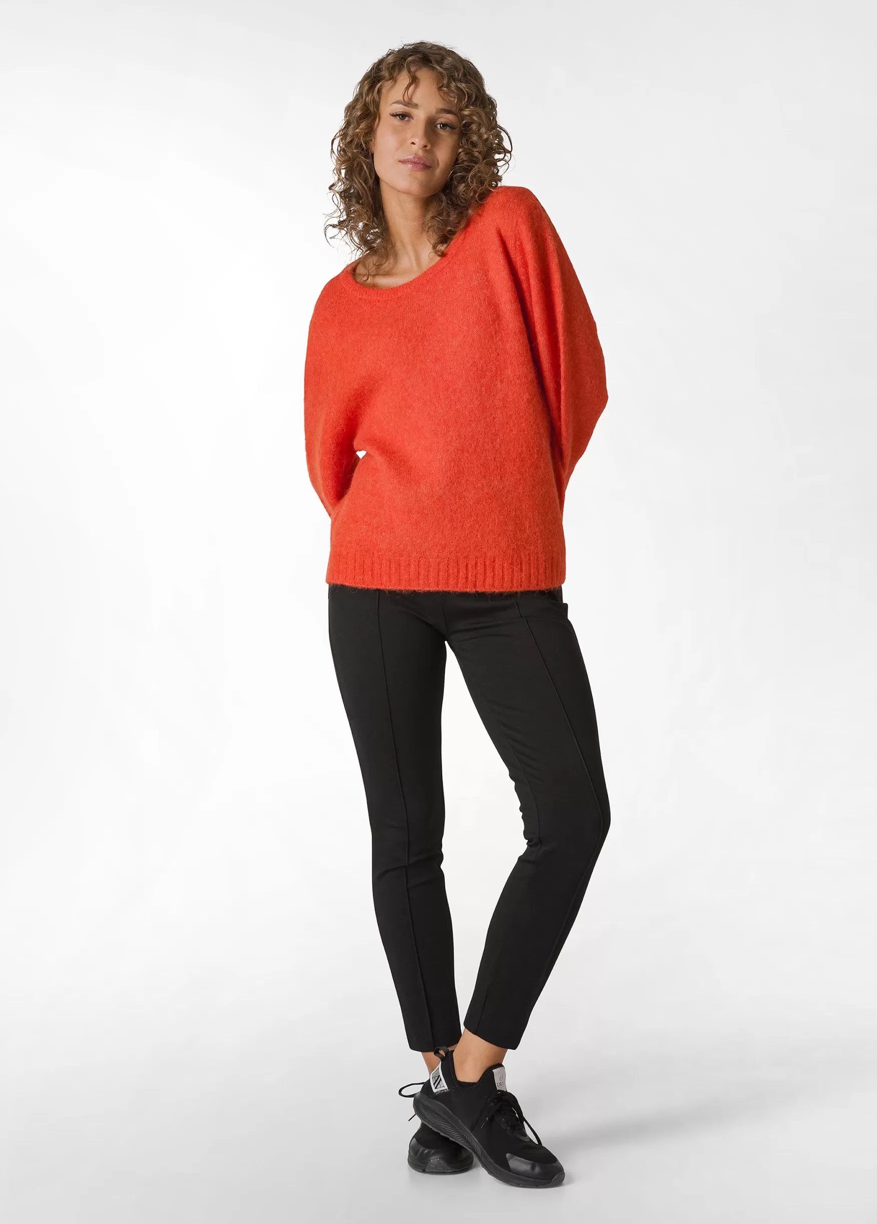 Online DEHA Textured Straighr Pants Black