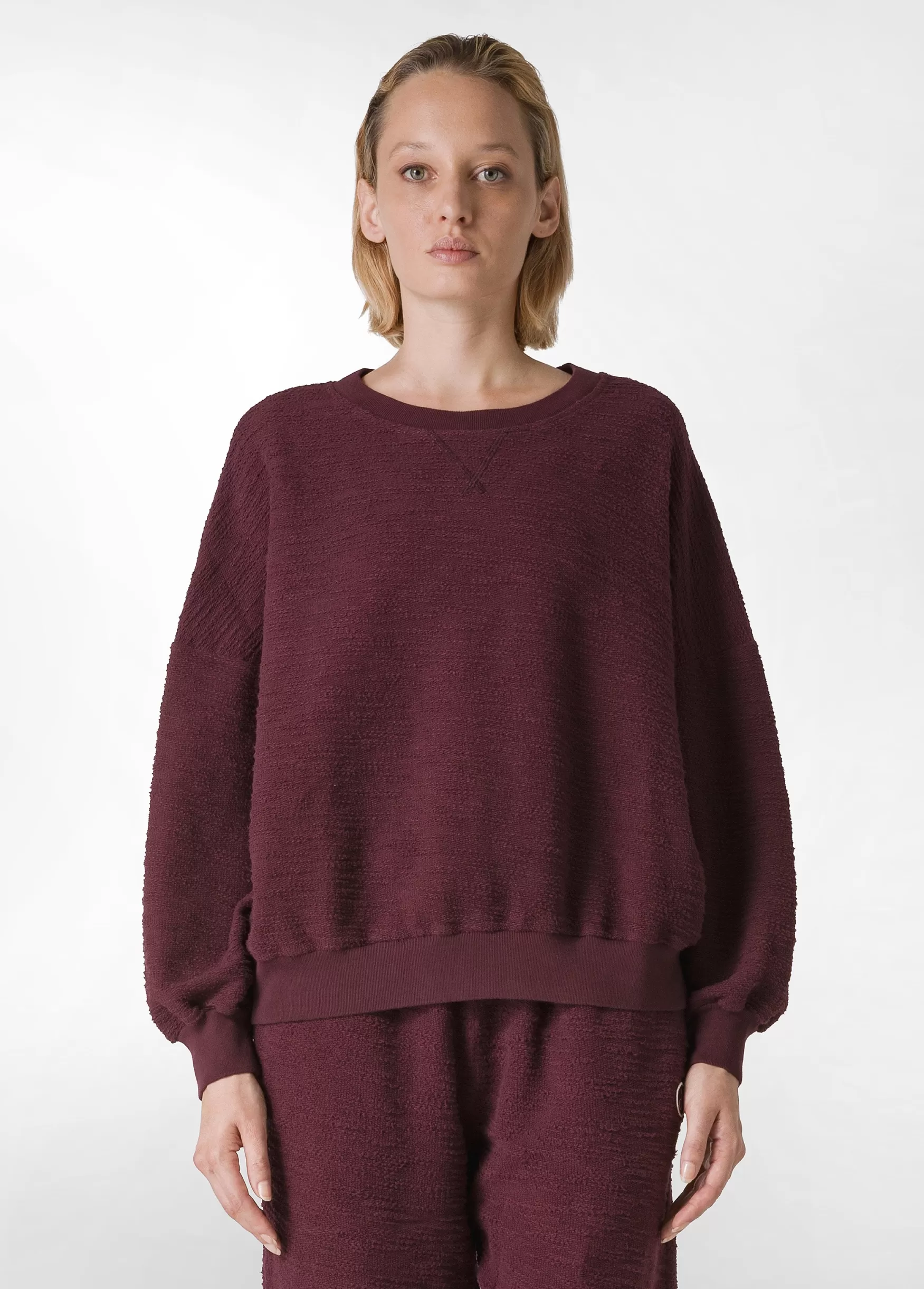 New DEHA Textured Sweatshirt Red Tibetan Red